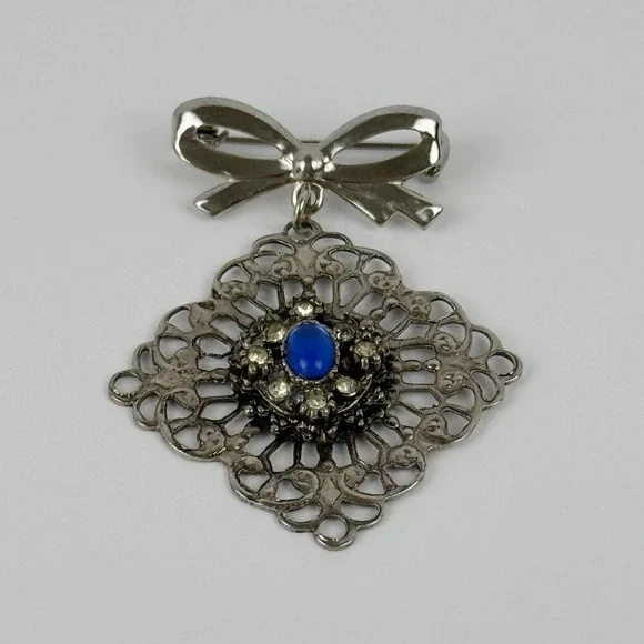 Vintage Silver Tone Bow Dangle Brooch Filigree Blue Cabochon Rhinestones - Picture 1 of 4